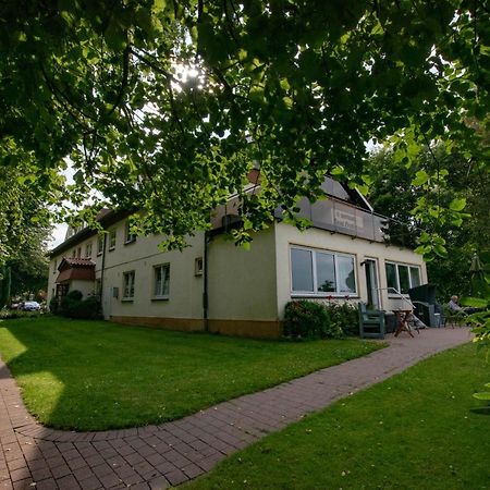 Gasthaus Zum Frohsinn Bosau ภายนอก รูปภาพ